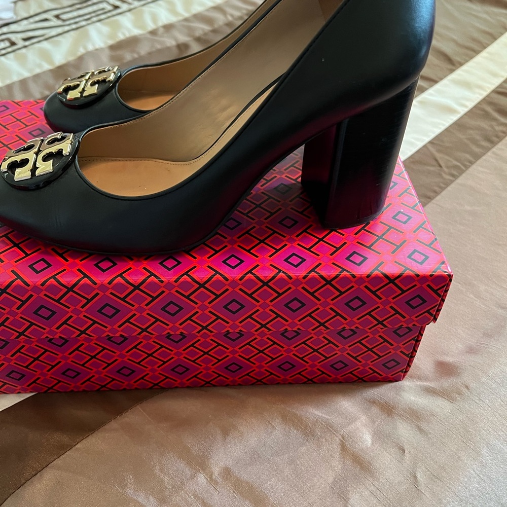 Tory Burch shoes - Picture 10 of 10